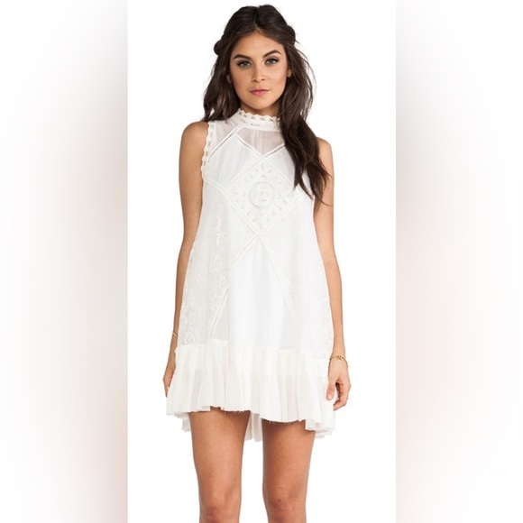 Free People Dresses & Skirts - FREE PEOPLE Angel Lace Dress in Ivory
Women’s Size Small
